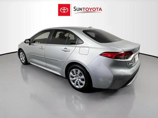 Classic Silver Metallic 2022 Toyota Corolla LE