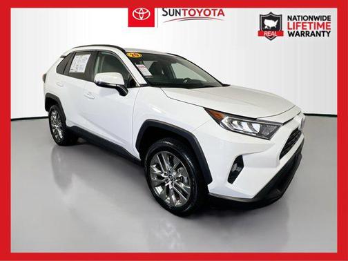 2020 Toyota RAV4 XLE Premium