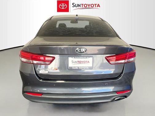 2018 Kia Optima S