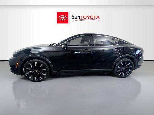 2023 Toyota Crown Platinum
