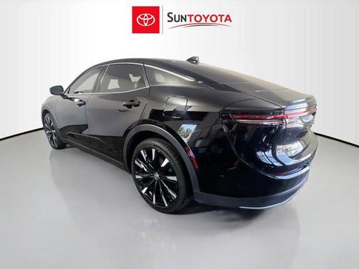 2023 Toyota Crown Platinum