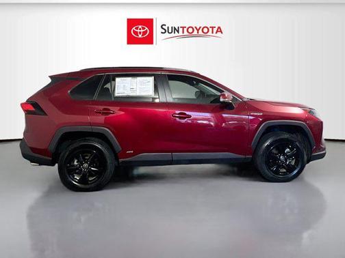 2021 Toyota RAV4 Hybrid LE