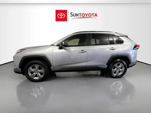 2023 Toyota RAV4 Hybrid SE