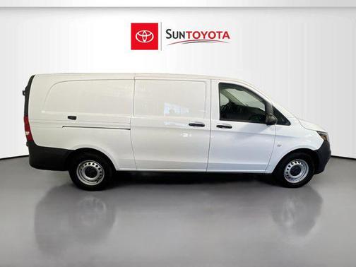 2023 Mercedes-Benz Metris Base