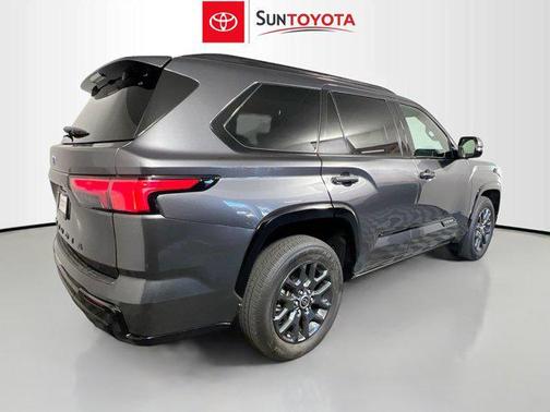 2023 Toyota Sequoia Platinum