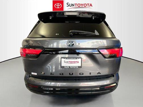 2023 Toyota Sequoia Platinum