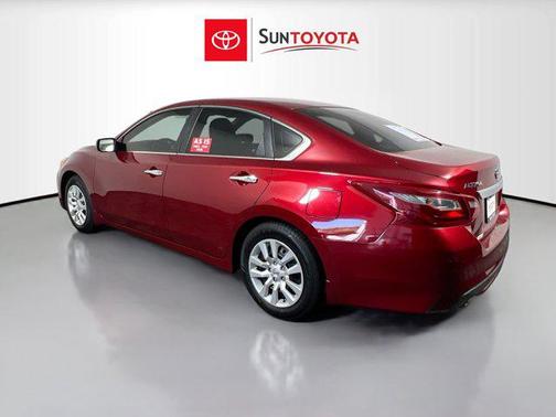 Scarlet Ember 2018 Nissan Altima 2.5 S
