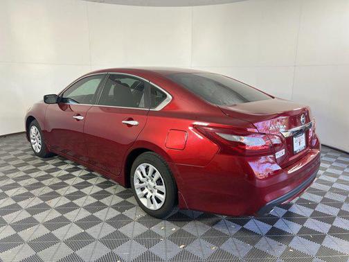 Scarlet Ember 2018 Nissan Altima 2.5 S