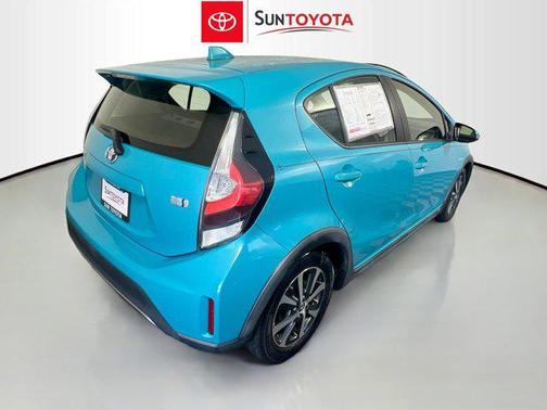2018 Toyota Prius c Four