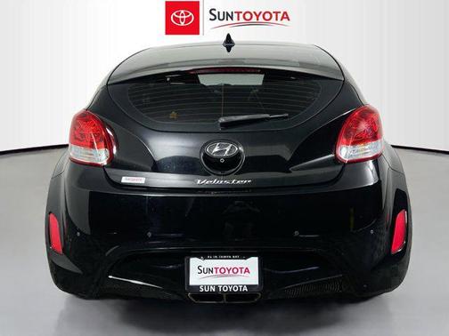 2016 Hyundai Veloster Base