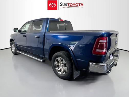 Patriot Blue Pearlcoat 2021 RAM 1500 Laramie