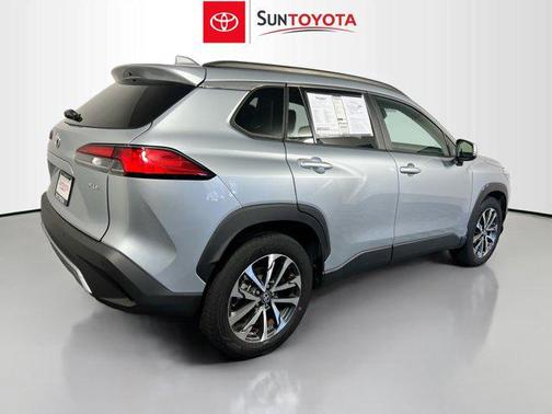 2023 Toyota Corolla Cross XLE