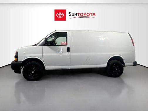 2022 Chevrolet Express 2500 RWD 2500 Regular Wheelbase WT