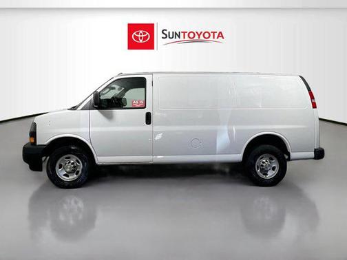 2022 Chevrolet Express 2500 RWD 2500 Regular Wheelbase WT