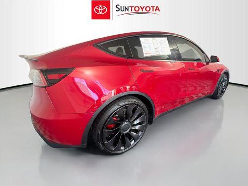 2022 Tesla Model Y Performance Dual Motor All-Wheel Drive