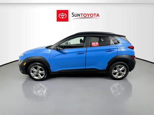 2022 Hyundai KONA SEL