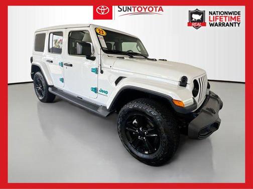 2023 Jeep Wrangler 4-Door Sahara Altitude 4x4