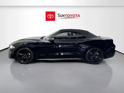 2020 Ford Mustang EcoBoost