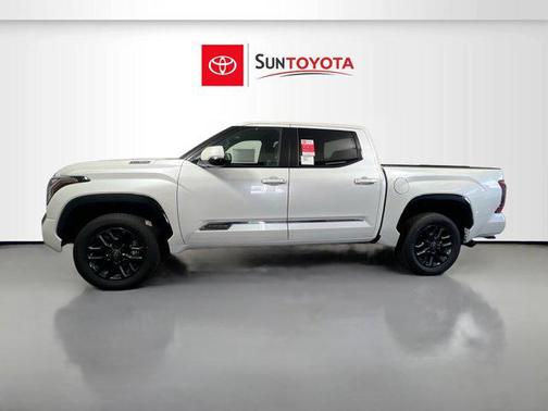 2025 Toyota Tundra Hybrid Platinum