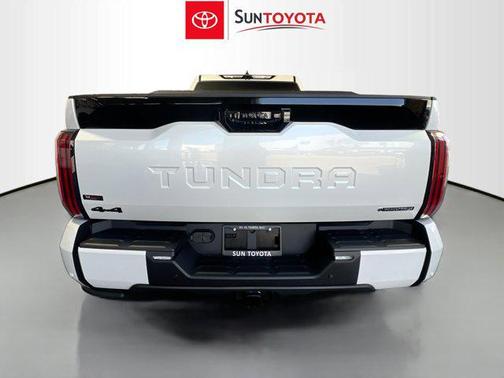 2025 Toyota Tundra Hybrid Platinum