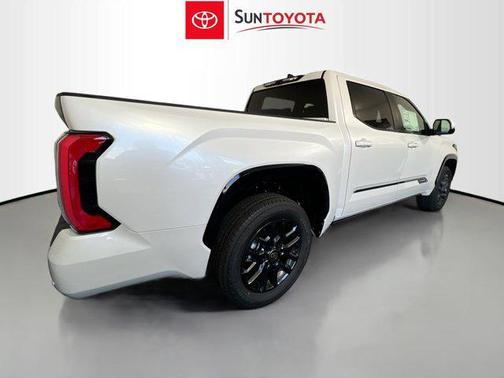 2025 Toyota Tundra Hybrid Platinum