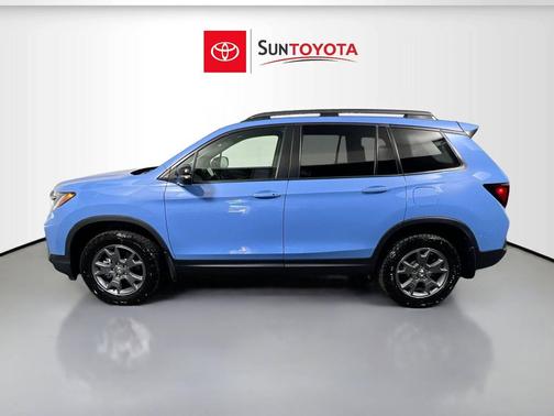Crystal Black Pearl 2025 Honda Passport AWD TrailSport
