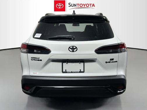 Wind Chill Pearl/Jet Black 2026 Toyota Corolla Hybrid SE