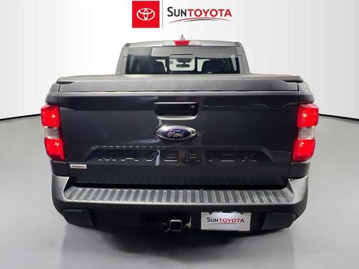 CARBONIZED GRAY METALLIC 2023 Ford Maverick XLT