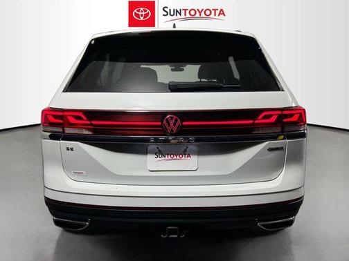 2024 Volkswagen Atlas 2.0T SE w/Technology 4MOTION