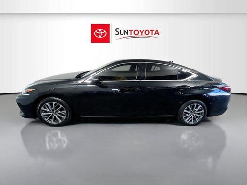 2023 Lexus ES 350 Base