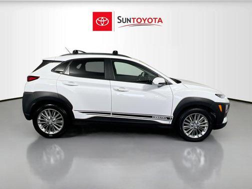 2021 Hyundai KONA SEL