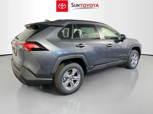 2025 Toyota RAV4 Hybrid SE
