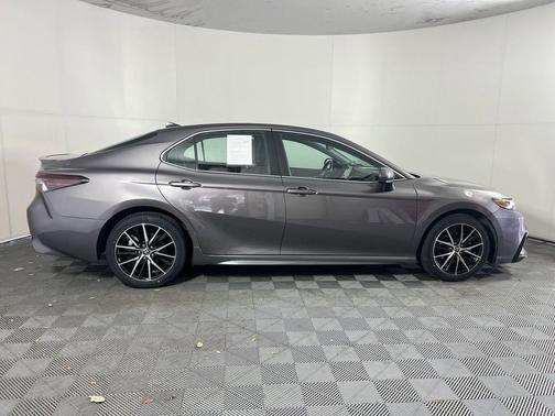 Predawn Gray Mica 2021 Toyota Camry SE