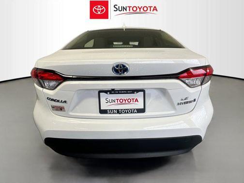 2024 Toyota Corolla Hybrid SE