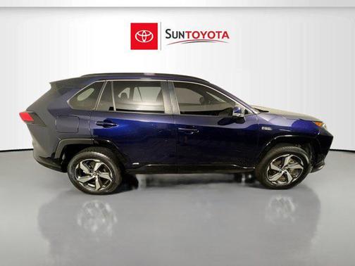 2021 Toyota RAV4 Prime SE