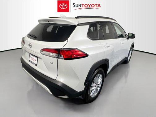 2024 Toyota Corolla Cross LE