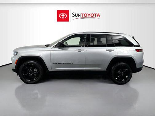 2024 Jeep Grand Cherokee Altitude