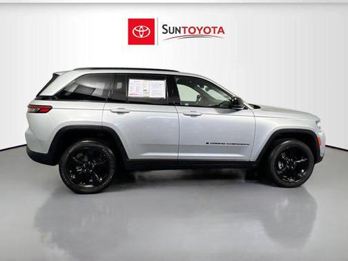 2024 Jeep Grand Cherokee Altitude