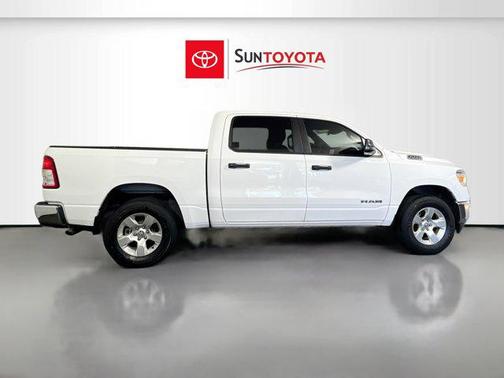 Bright White Clearcoat 2023 RAM 1500 Big Horn/Lone Star