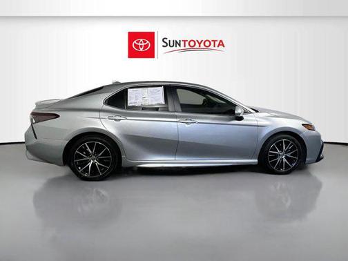 Celestial Silver Metallic 2023 Toyota Camry SE