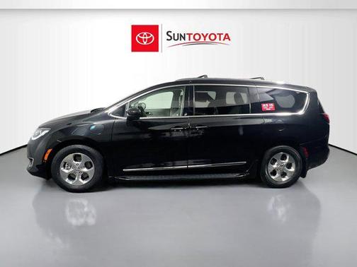 2020 Chrysler Pacifica Hybrid Touring L