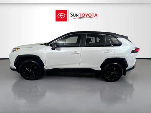 2024 Toyota RAV4 Hybrid SE
