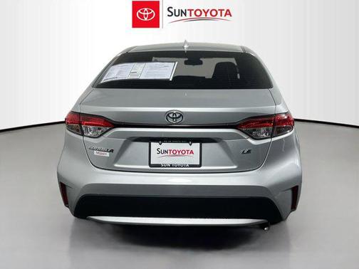 Classic Silver Metallic 2021 Toyota Corolla LE