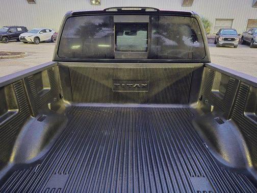 2019 Nissan Titan SV