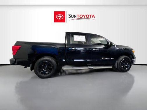 2019 Nissan Titan SV