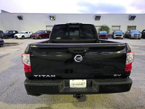 2019 Nissan Titan SV