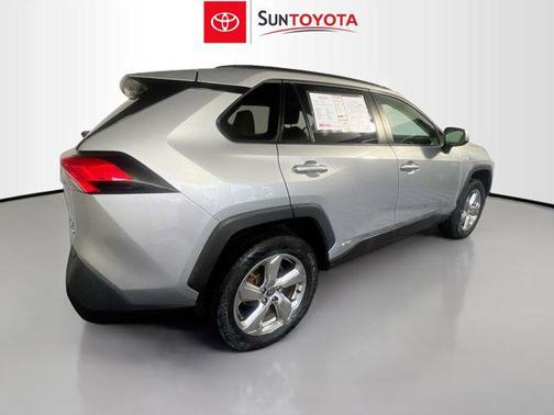 2021 Toyota RAV4 Hybrid XLE Premium