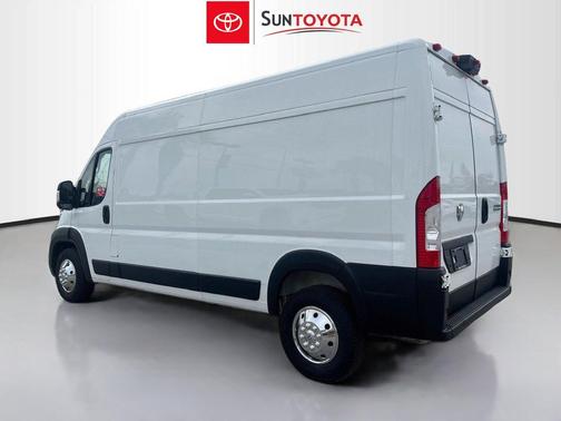 Bright White Clearcoat 2025 RAM ProMaster 2500 Tradesman