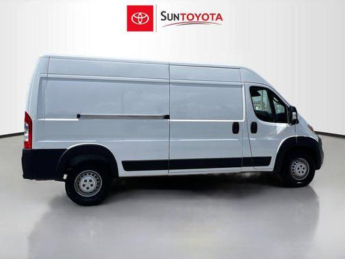Bright White Clearcoat 2025 RAM ProMaster 2500 Tradesman