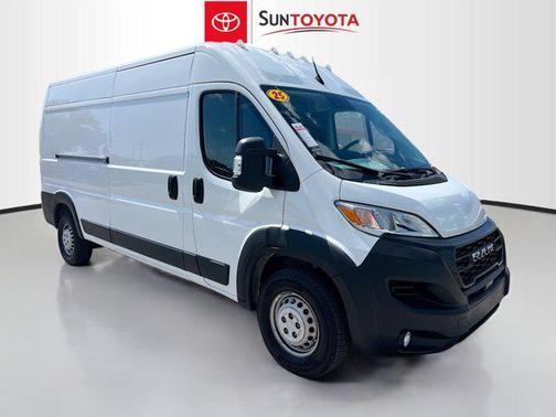 Bright White Clearcoat 2025 RAM ProMaster 2500 Tradesman